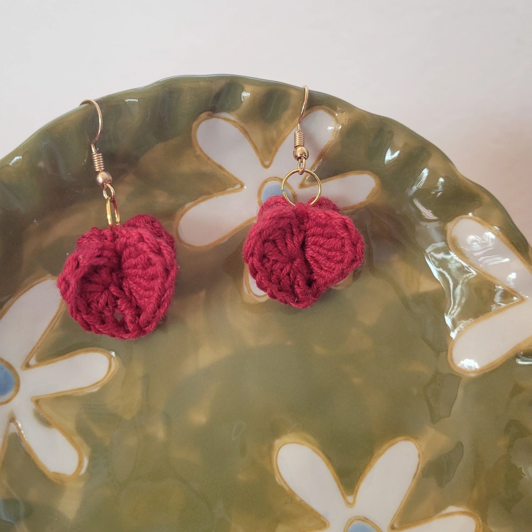 905-heartwins-earrings-1.webp