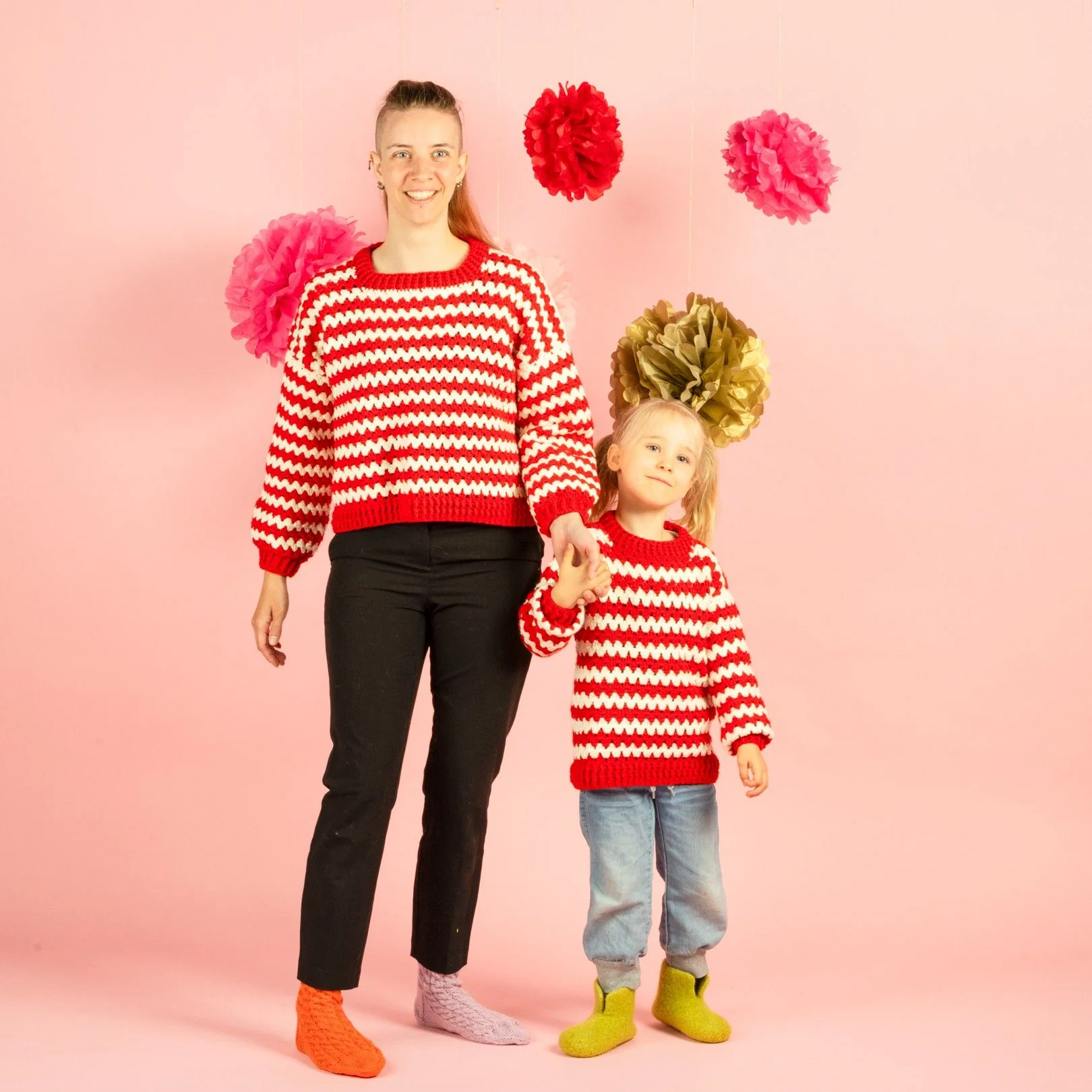 9093-candy-cane-stripes-children-s-sweater-1.webp