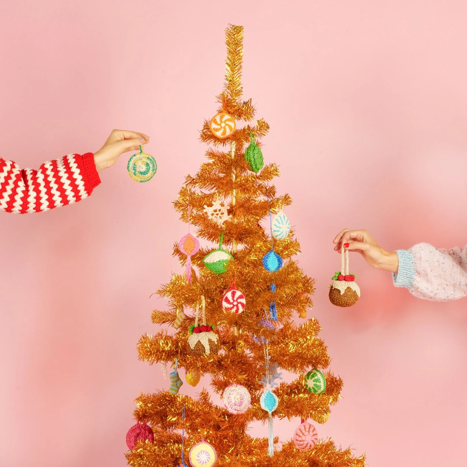 9131-swirl-ornament-1.webp
