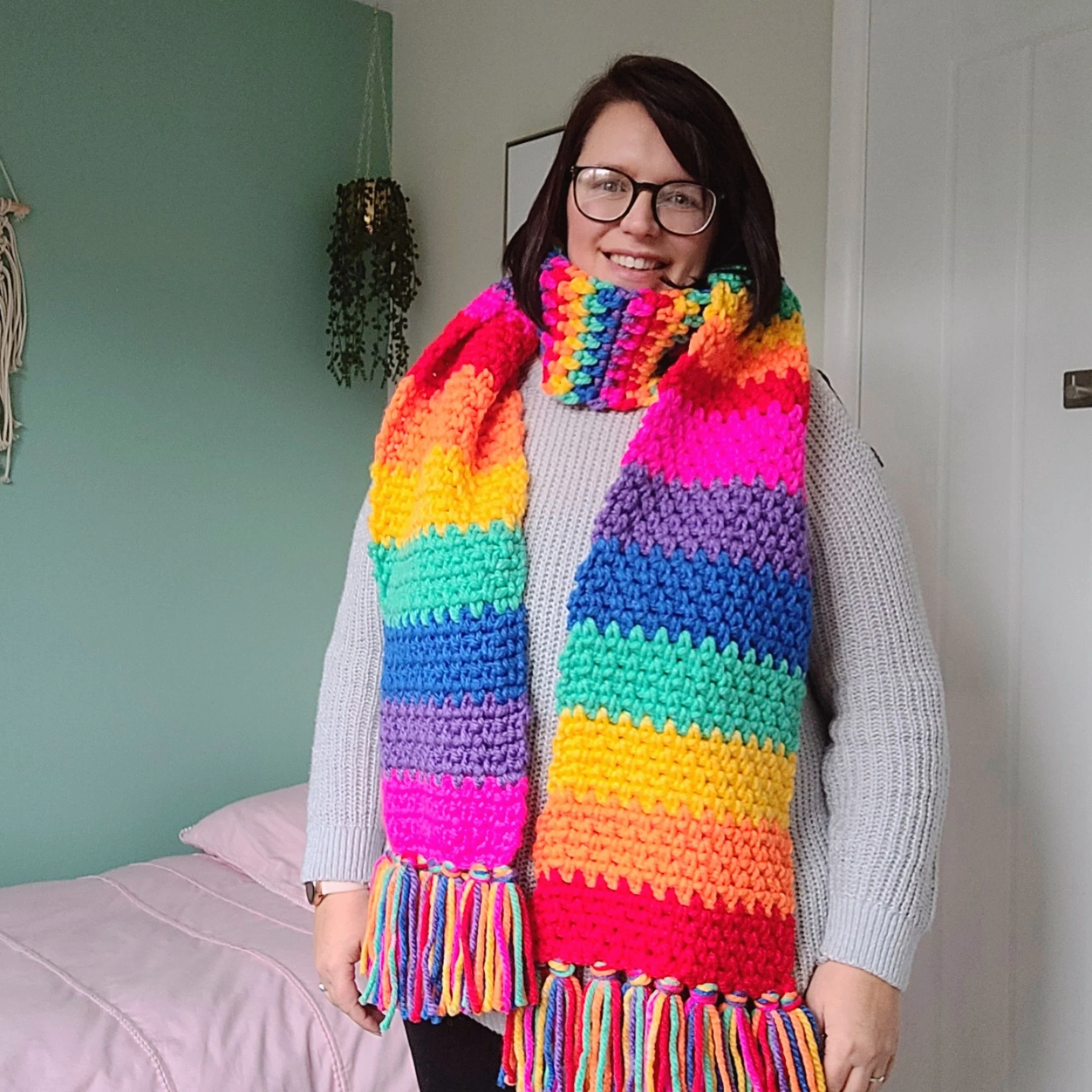943-chunky-rainbow-scarf-1.webp