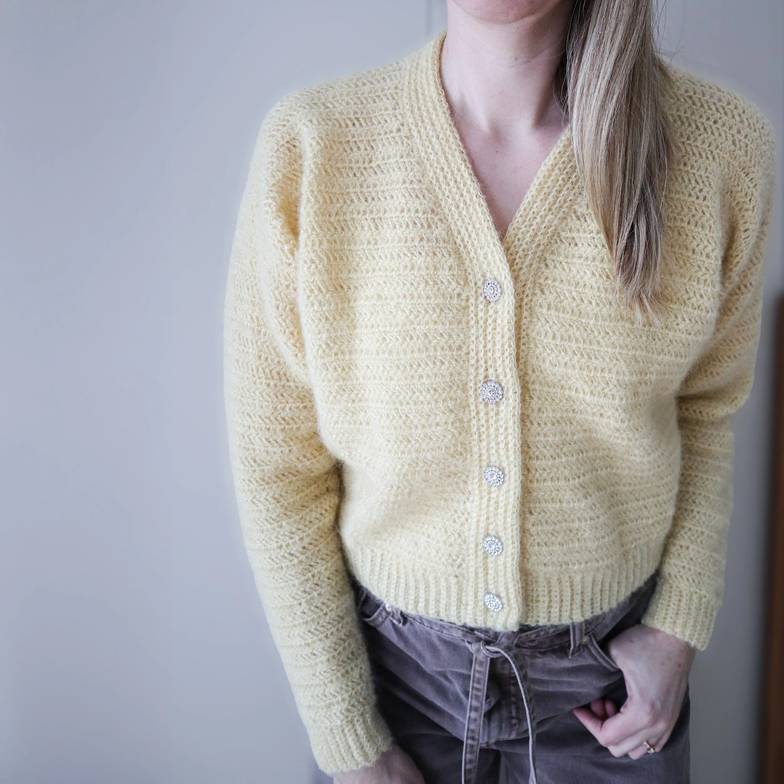 9573-sofie-cardigan-1.webp