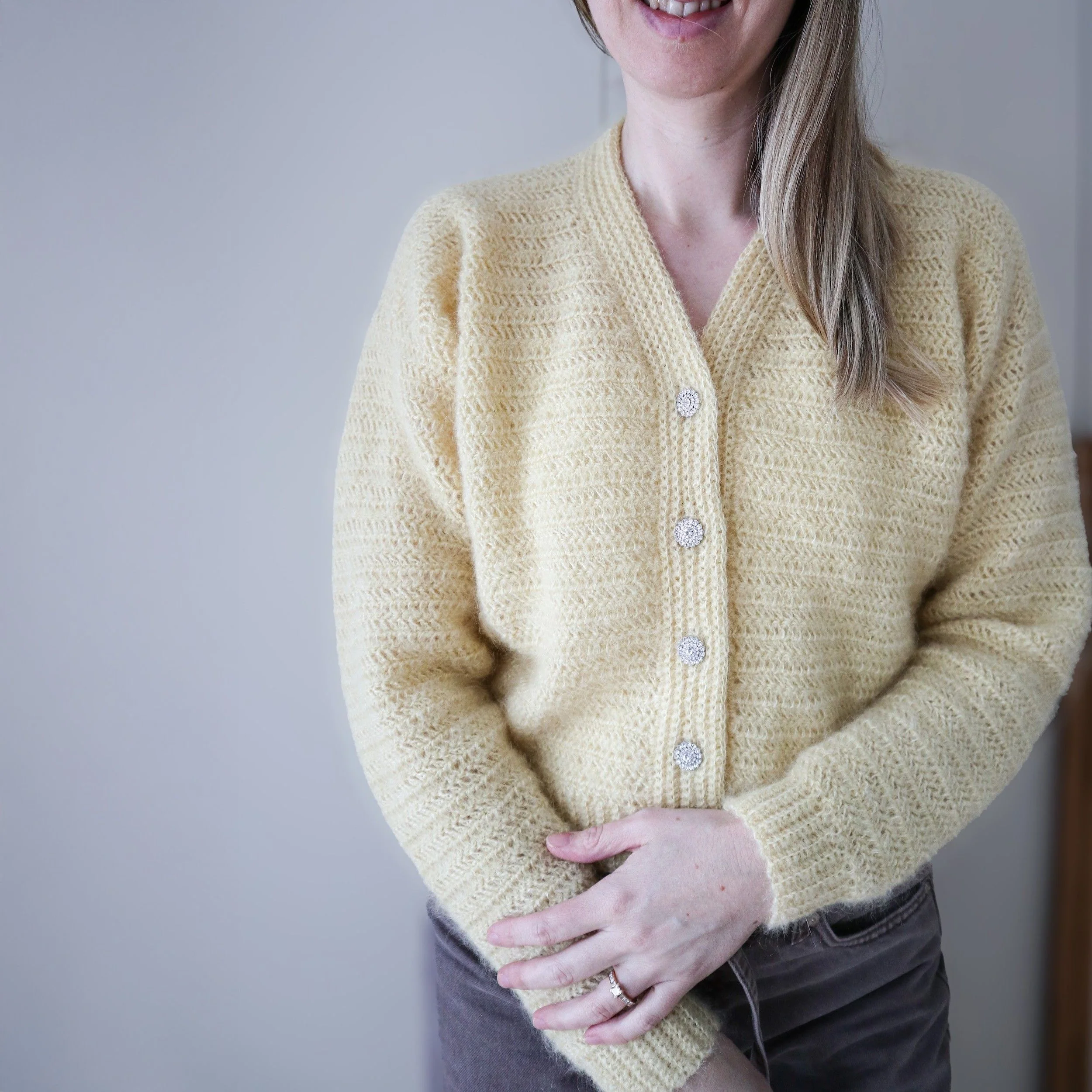 9573-sofie-cardigan-1.webp