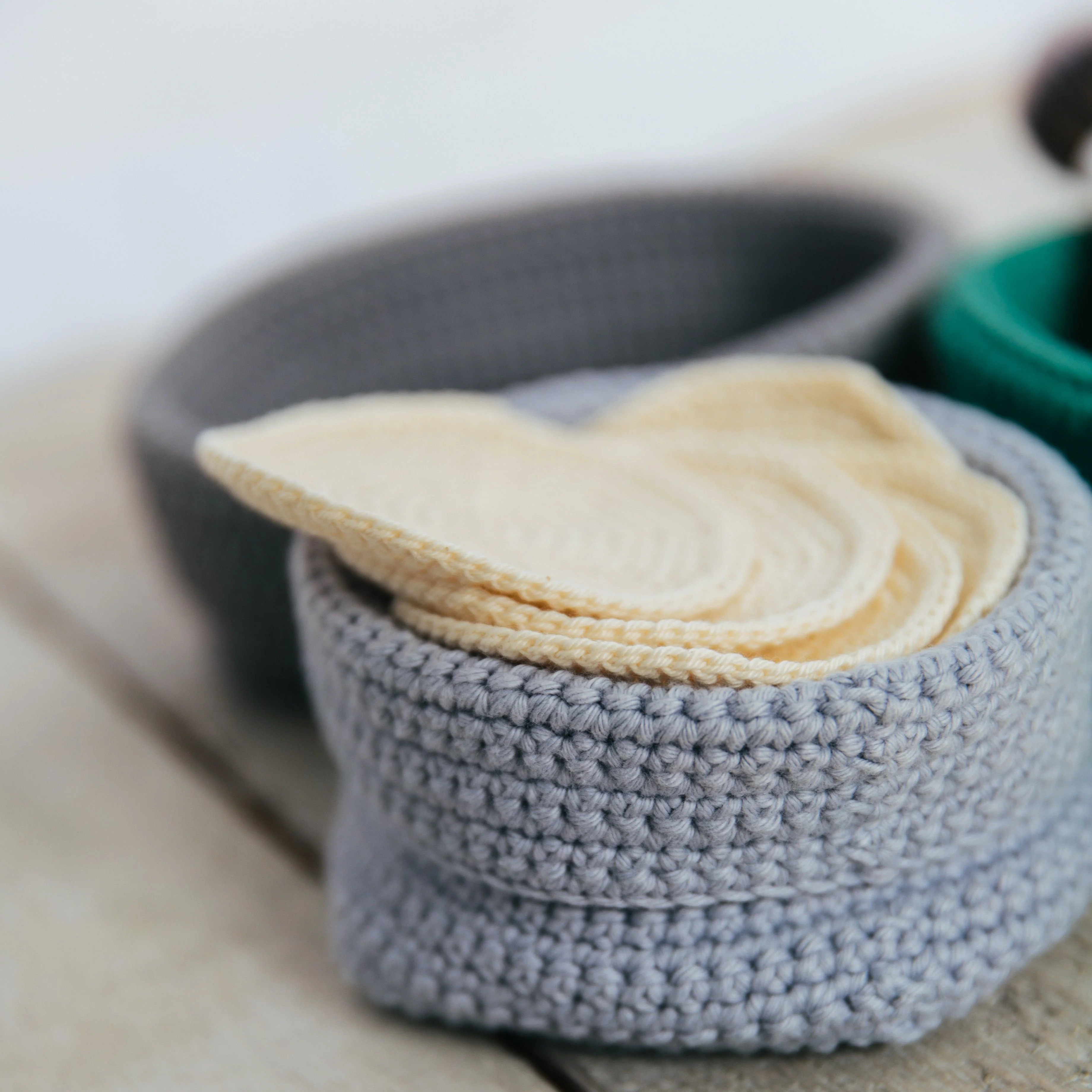 961-make-up-pads-and-pots-1.webp