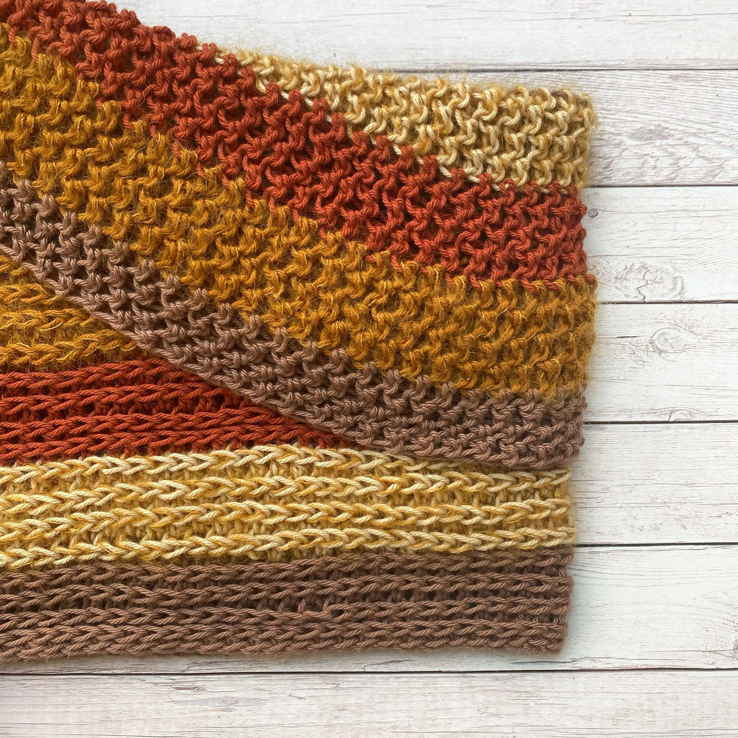 962-faux-knit-crochet-cowl-1.webp