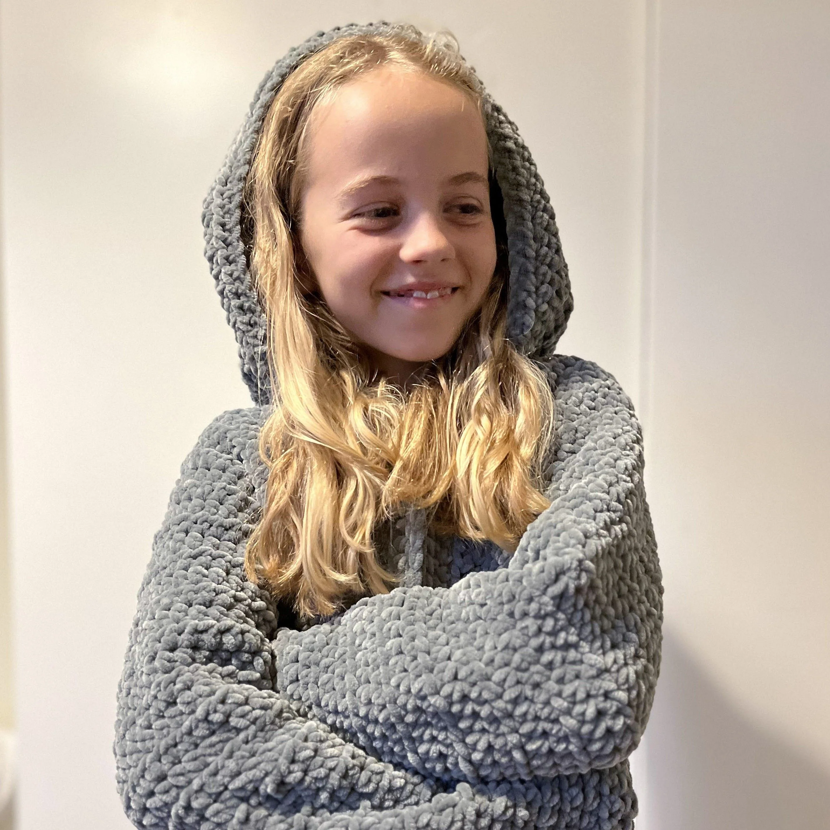 9679-njal-hooded-children-s-sweater-1.webp