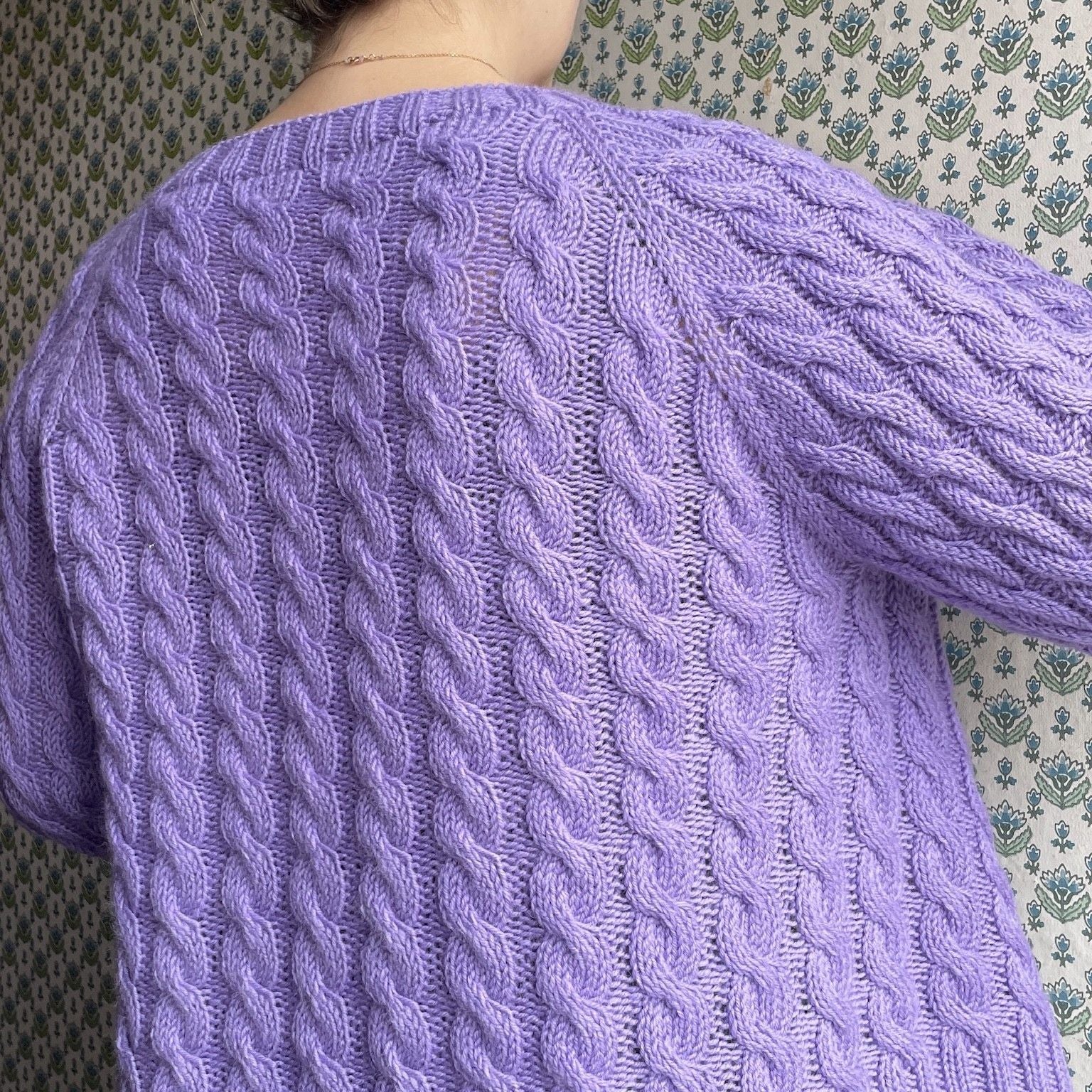 9685-easy-cable-cardigan-1.webp