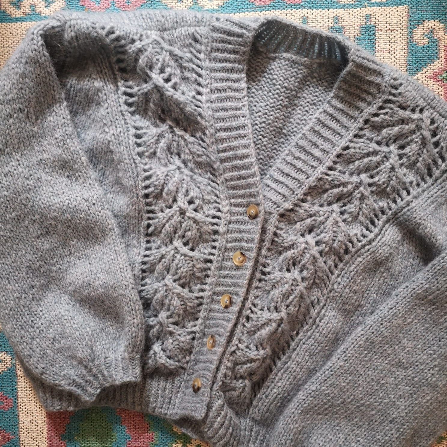 9725-marguerite-cardigan-1.webp