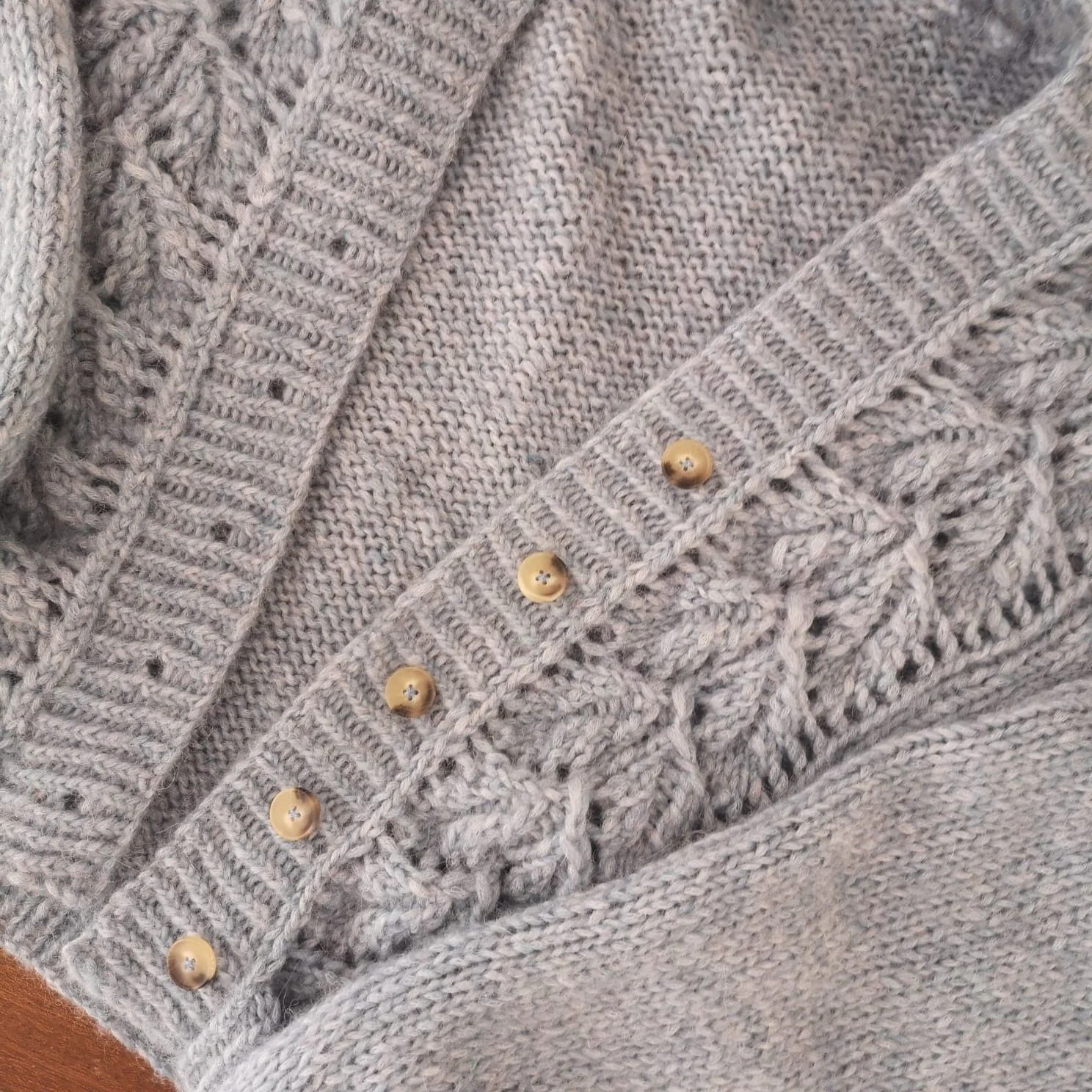 9725-marguerite-cardigan-1.webp