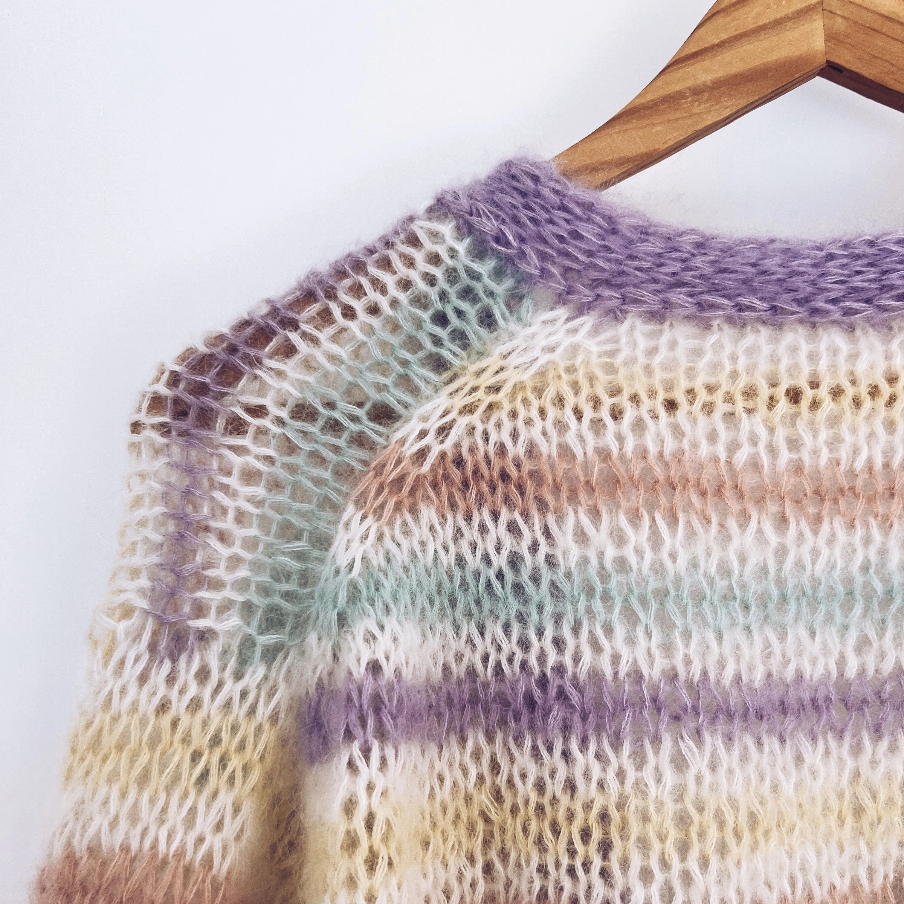 9731-candy-cardigan-1.webp