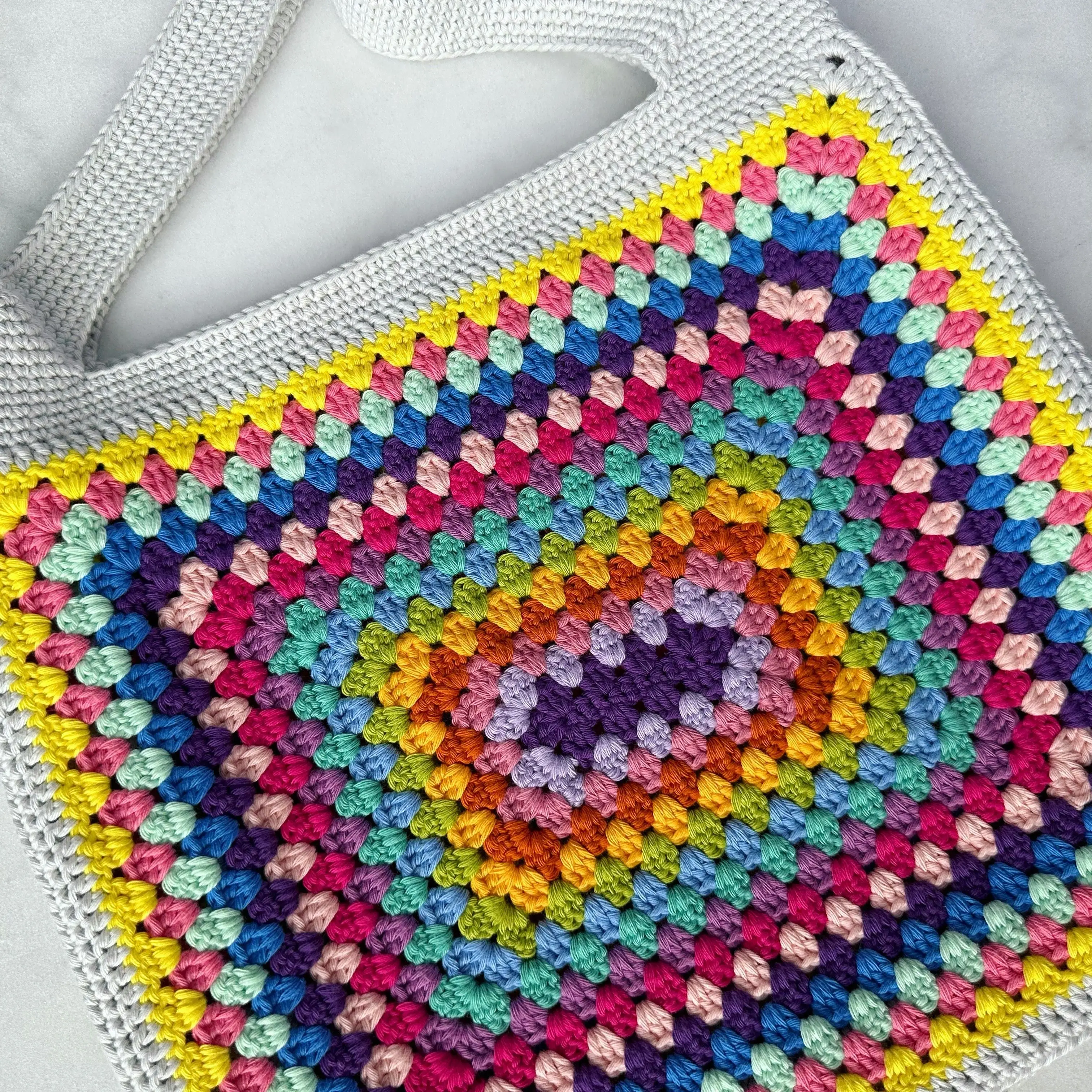 996-granna-tote-bag-1.jpg