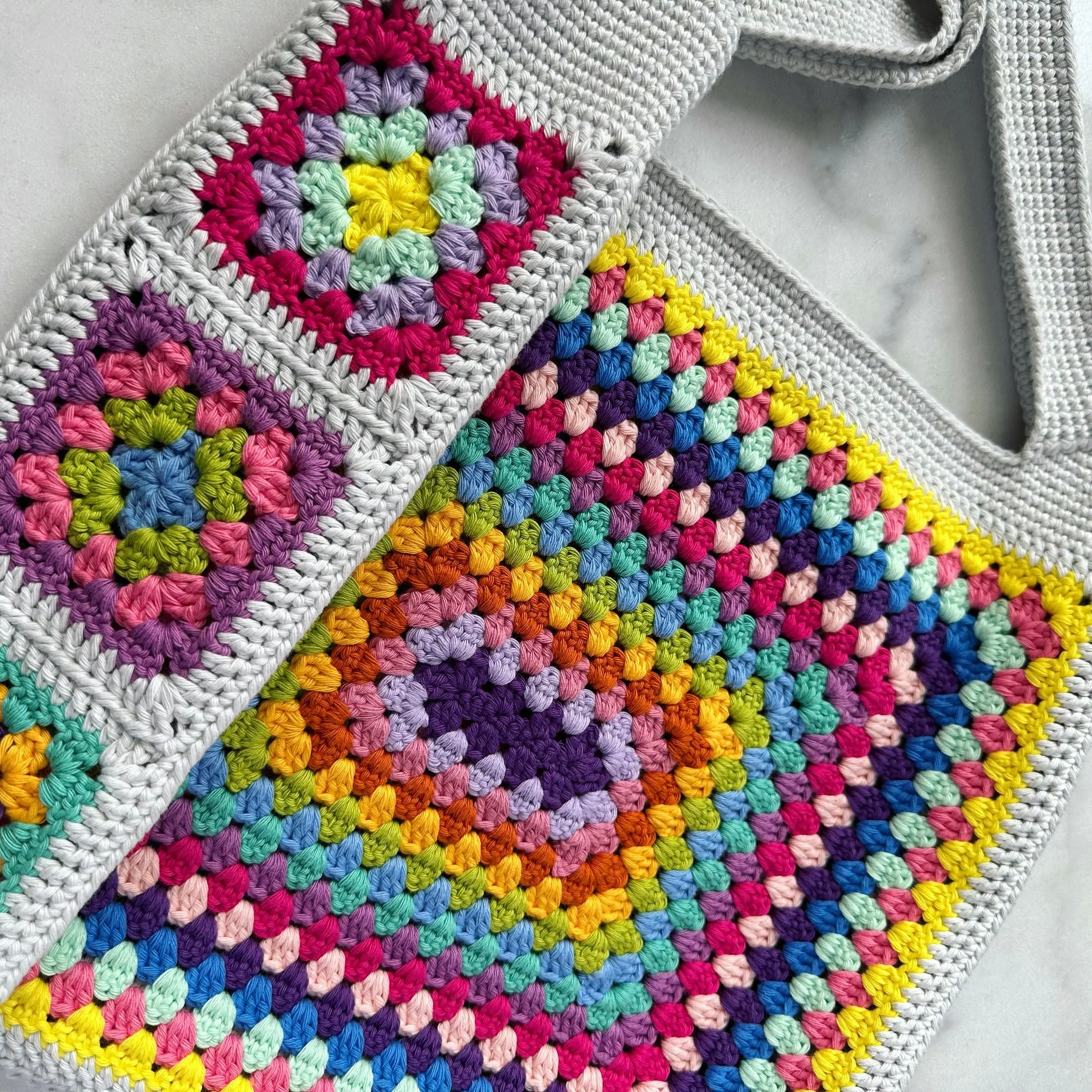 996-granna-tote-bag-1.jpg
